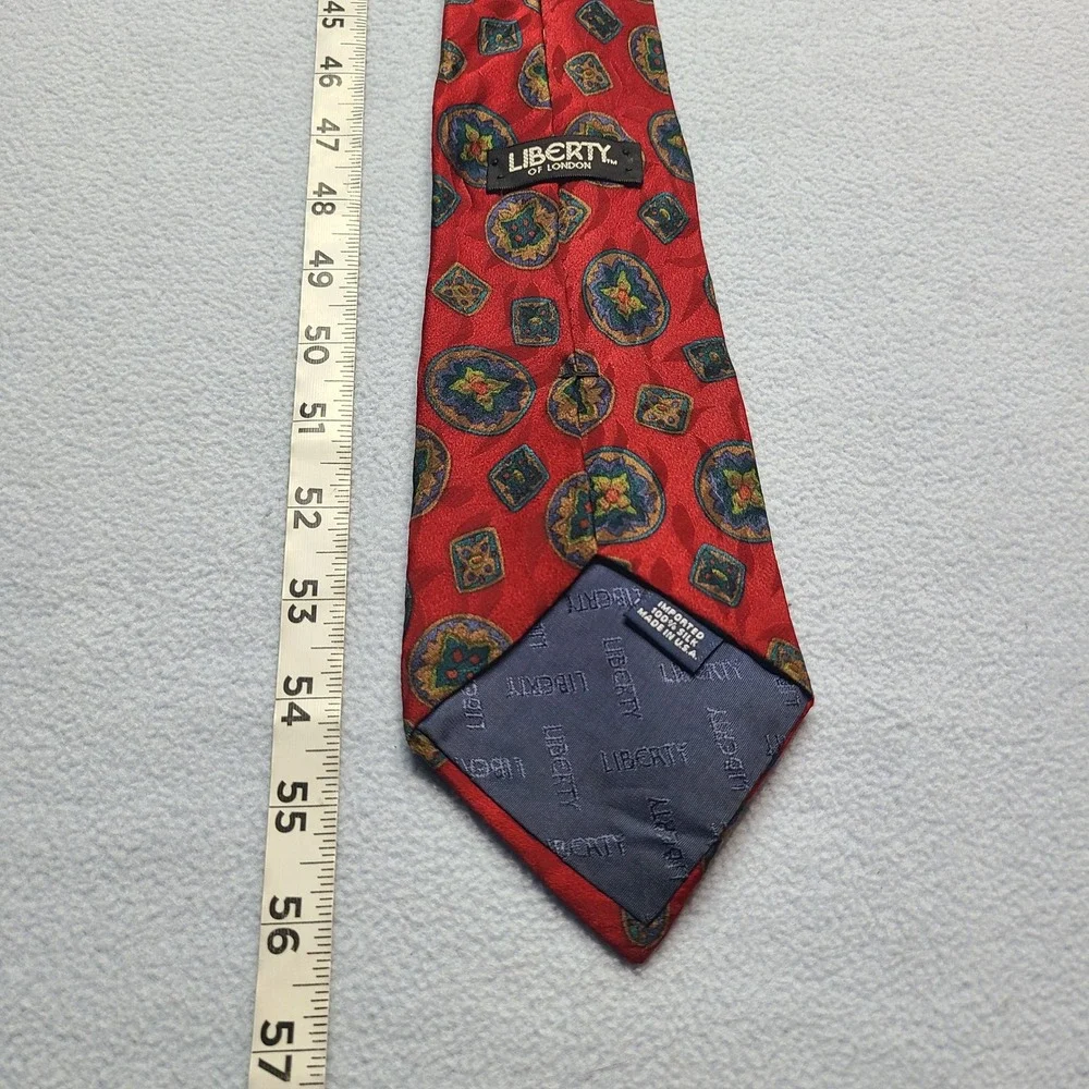 Liberty of London Tie Mens OS Red Excellent Silk Medallion Geometric USA Made
